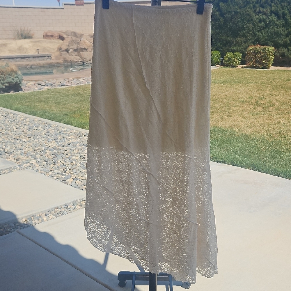 Elegant Cream Lace Skirt